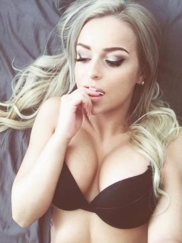 Моника фото 3